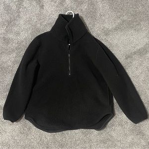 Everlane ReNew Fleece Half Zip in Black - Sz. M